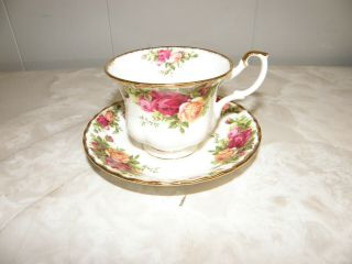 Royal Albert Bone China Old Country Roses Pattern Teacup And Saucer