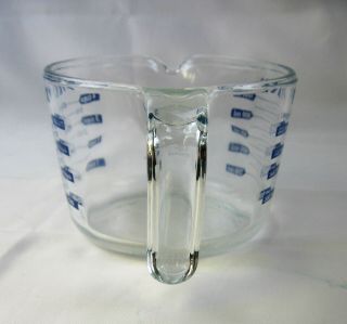 Vintage PYREX 4 - Cup Blue Lettering & 2 - Cup Glass Measuring Cups Open L Handle 3