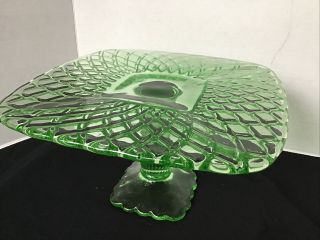 Vintage Green L.  E.  Smith Glass Cake Stand Plate Trellis Pattern 9.  5” Square Top