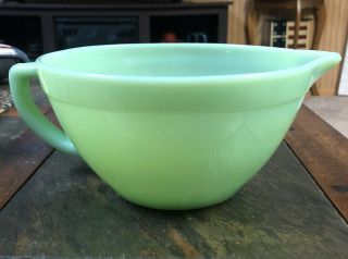 Authentic Vintage Fire King Green Jadeite Mixing Batter Bowl Pour Spout