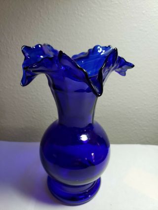 Old Vintage Blown Art Glass Cobalt Blue Flower Vase W Ruffle Edge Top Decorative