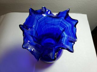 Old Vintage Blown Art Glass Cobalt Blue Flower Vase w Ruffle Edge Top Decorative 2