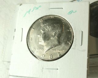1 Roll of 20 Coins 1982 P AU/BU Kennedy Halves Some 1982 with No FG Polish Die 3