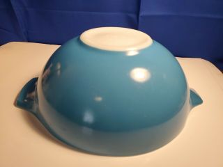 Vtg Pyrex Solid Turquoise Cinderella Mixing Bowl 444 4qt Ovenware