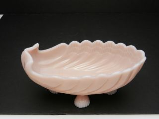Cambridge Crown Tuscan Shell Bowl Four Footed 8 1/2 " L Ca 1932 - 1950 
