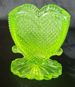 Vintage Degenhart Glass Heart Shaped Toothpick Holder Vaseline Uranium 2 3/4 "