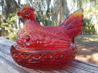 Vintage L E Smith Glass Hen On A Nest Orange Red Yellow