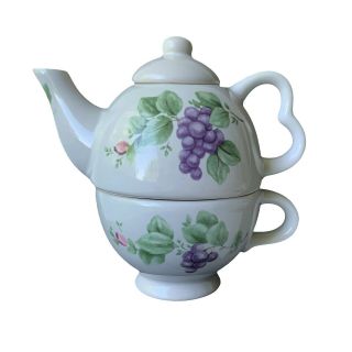 Pfaltzgraff Ceramic Purple Grape Tea For One Pot & Cup Set In White