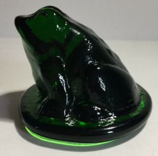 Vintage Viking Glass Bullfrog Figurine Paperweight Green Frog On Lily Pad 7763