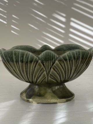 Vintage Mid - Century Modern Usa Pottery Olive Green Planter W/ Darker Green Rim