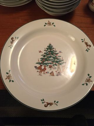 Ming Pao Woodland Christmas 10 1/2 " Dinner Plate Tree Animals Cute