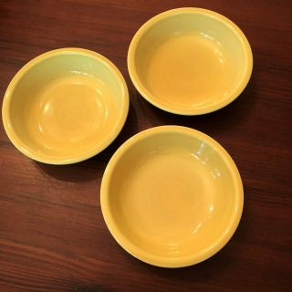 Fiestaware Fiesta® Homer Laughlin Medium Bowl Sunflower Yellow