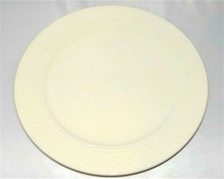 Homer Laughlin Gothic Embossed Rim Cream White 10.  5 " Dinner Plate Eggshell