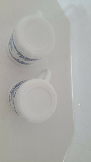 Set Of 2 Arcopal France Honorine Blue & White Coffee Tea Mugs Cups 2