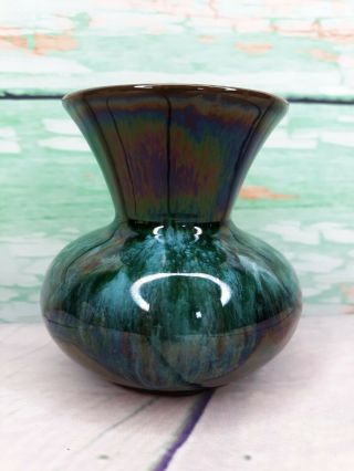 Vintage Canadian Blue Mountain Pottery Vase Glazed Ceramic 5 Inch.  Canada 1970’s