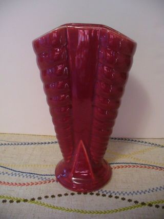 Vintage Shawnee Usa Art Deco Ribbed Vase 809 Dark Red Burgundy