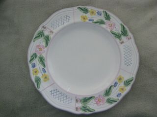 Herend Village Pottery Trellis (or Bow) Dinner Plate 10 1/2 " -