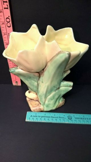 Vintage Mccoy Pottery Double Tulip Vase Yellow And Green