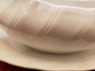 Sheffield Bone White Porcelain Fine China Gravy Boat w/Swirl pattern & attached 2