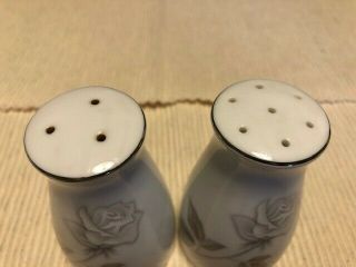 Vintage Noritake Salt & Pepper Shakers Rosay 6216 Japan White Gray Rose 2