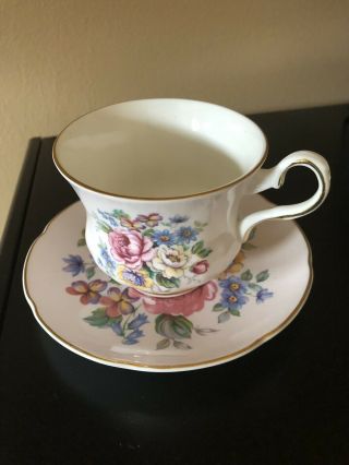 Vintage Tea Cup And Saucer - Fine Bone China Made In England - Royal Grafton