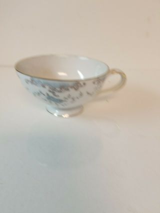 Imperial China W.  Dalton Japan Seville Pattern 5303 Tea Cup.  A10