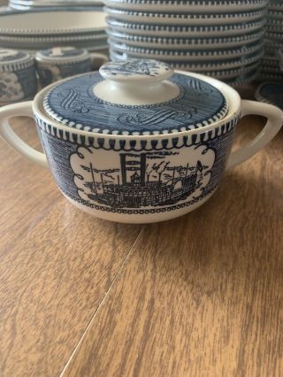 Currier And Ives Blue Willow By Royal Sugar Bowl & Lid,  Usa