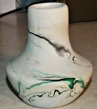 Vintage Nemadji Pottery Usa Green Red Swirl Bud Vase Ceramic Pottery Estate 3.  5 "