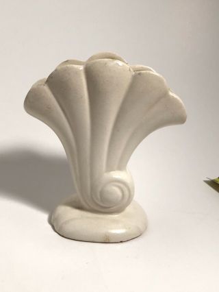 Red Wing Pottery Beige Ceramic Cornucopia Nautical Vase