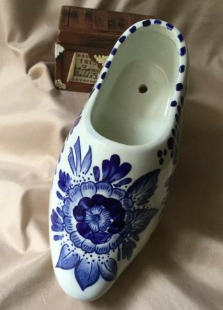 Vintage Dutch Shoe Wall Pocket Planter - Delfts Blauw,  Blue W/ Floral Design