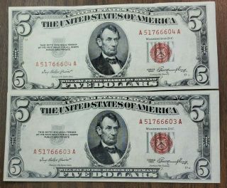 2 $5 Bills Series 1953 Us Note Consecutively Numbered Crisp Au - Cu