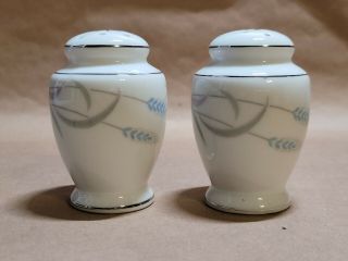 Valmont Royal Wheat Fine China Japan Salt And Pepper Shakers