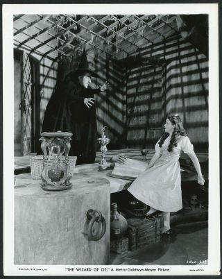 " The Wizard Of Oz " Judy Garland,  Margaret Hamilton Vtg 1939 Mgm Photo
