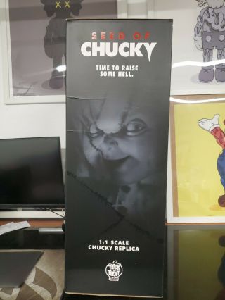 SEED OF CHUCKY DOLL LIFE SIZE PROP TRICK OR TREAT STUDIOS DAMEGED BOX 4