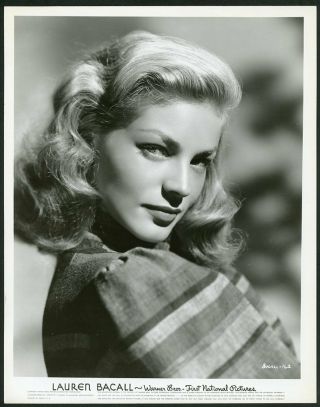 Lauren Bacall In Flirty Portrait Vintage 1940s Photo