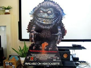 Vtg 1986 Critters Movie Video Store Release Vhs Promo Counter Display Standee
