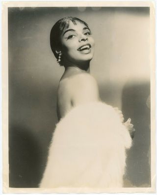 Black Hollywood Starlet & Model Vera Francis 50s Fur Glamour Photograph