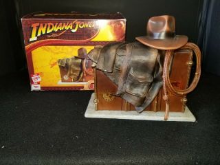 Indiana Jones Dvd Case Collectible 2008 Hand Sculpted Resin Blockbuster