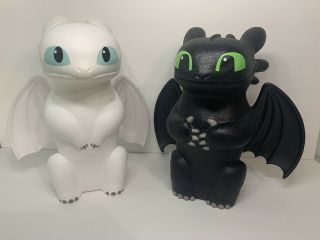 How To Train Your Dragon Popcorn Buckets Toothless And Light Fury.