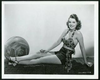 Ruth Terry Vintage 1940s Leggy Cheesecake Pin - Up Portrait Photo