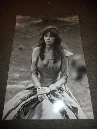 Tanya Roberts - Hearts And Armour - Oversized Gallery Print 7