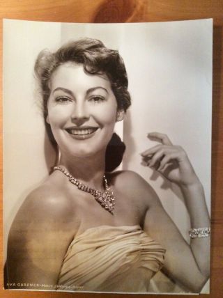 Ava Gardner Publicity Photo With Description On Reverse 1940s