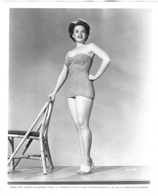 Vintage 1951 Leggy Bathing Beauty Piper Laurie Coquette Sexy Pin - Up Photograph