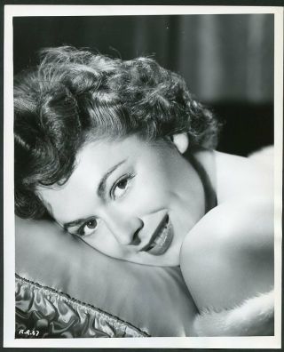 Ruth Roman In Close - Up Portrait Vintage 1940s Photo