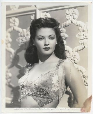 Yvonne De Carlo 1945 Vintage Hollywood Portrait Harem Girl