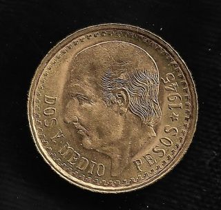 Vintage 1945 Mexican Gold 2.  5 Pesos Coin Dos Y Medio Mexico Gold