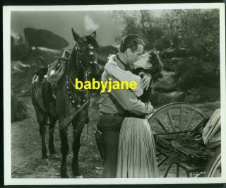 Gary Cooper Loretta Young Vintage 8x10 Photo 1945 Along Came Jones Kissing