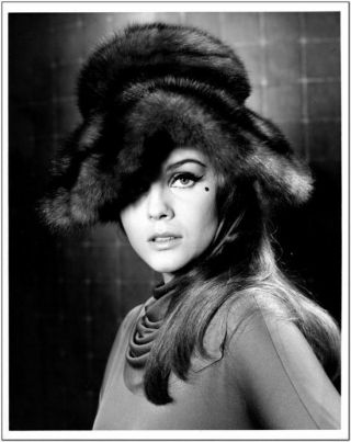 Ann - Margaret - 1 8x10 Glossy Portrait Photo From The Swinger - 1966