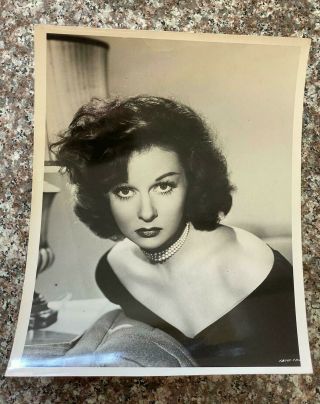 Susan Hayward In Early Portrait Vintage 1940s Photo
