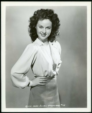 Susan Hayward In Portrait Vintage 1940s Columbia Photo